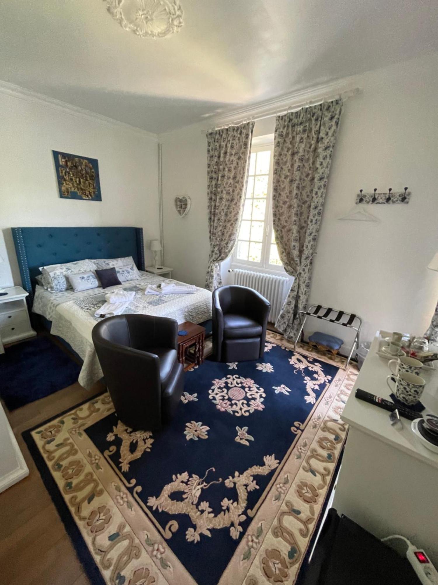 Vue Du Chateau D'Excideuil En Chambres Eksteriør billede