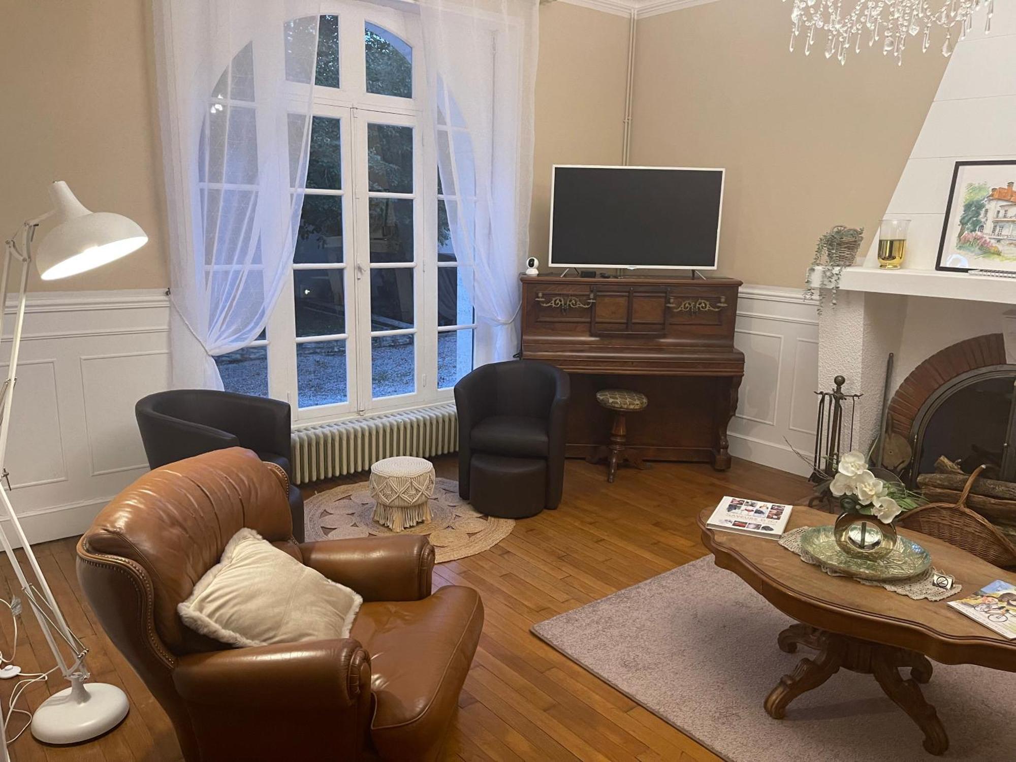 Vue Du Chateau D'Excideuil En Chambres Eksteriør billede
