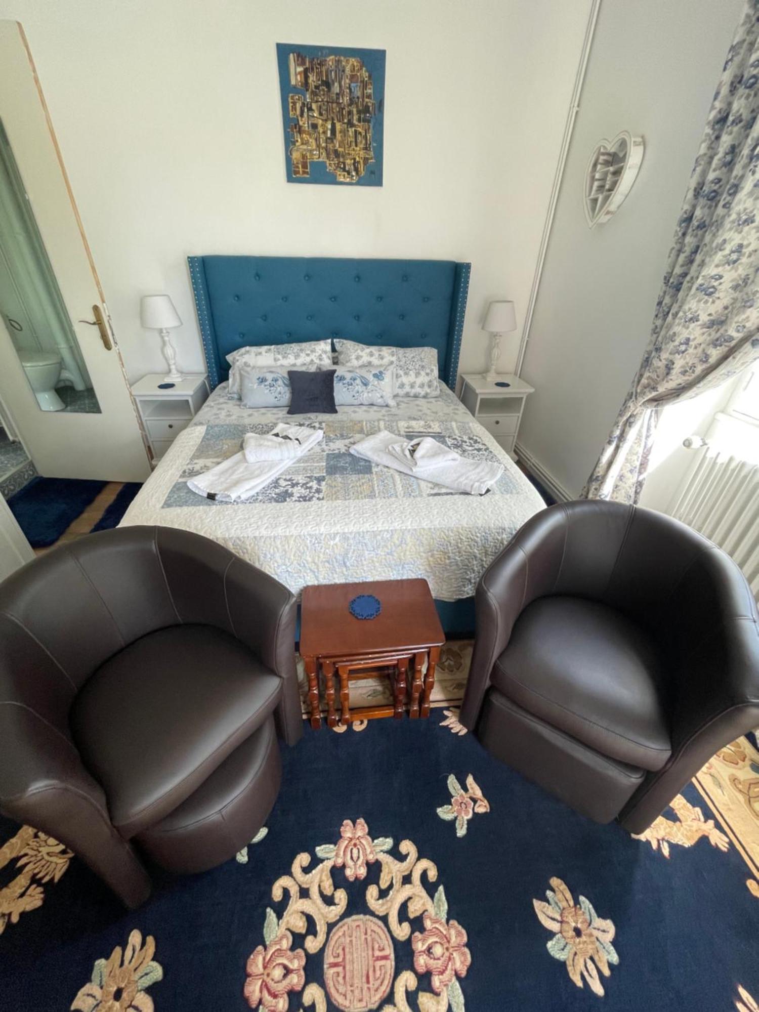 Vue Du Chateau D'Excideuil En Chambres Eksteriør billede